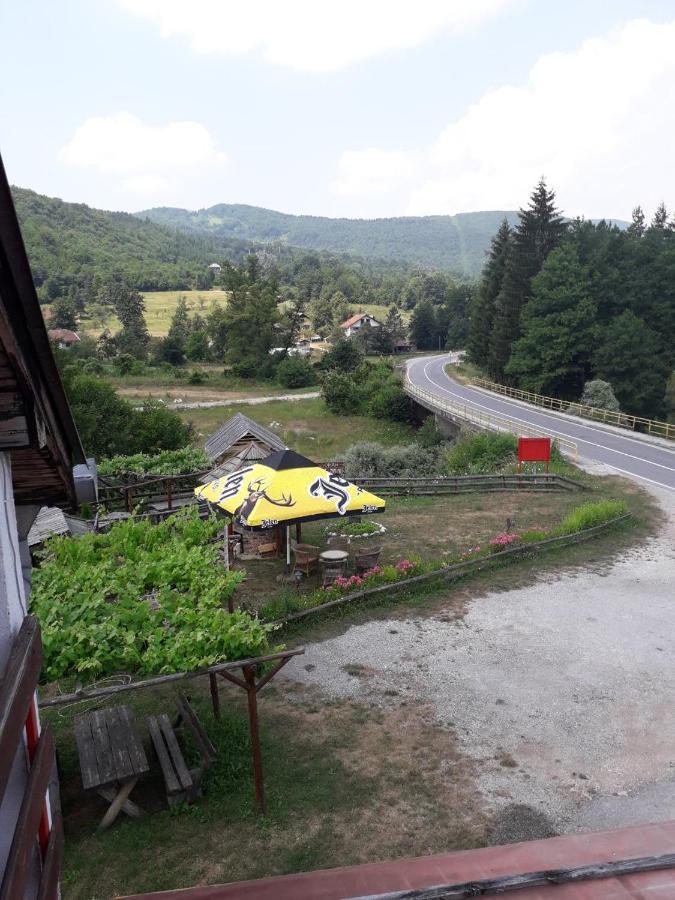 MiljevinaPrenociste Vitas住宿加早餐旅馆 外观 照片