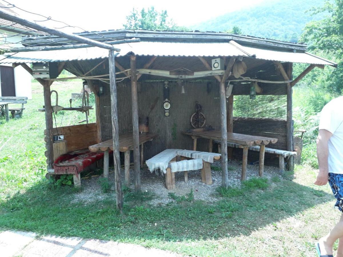 MiljevinaPrenociste Vitas住宿加早餐旅馆 外观 照片